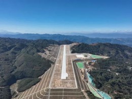 云南鳳慶通用機(jī)場(chǎng)建設(shè)工程項(xiàng)目土石方、地基處理及排水工程施工